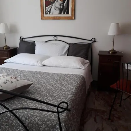 A Spasso Per 3* Turin