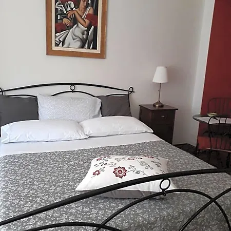 A Spasso Per Bed & Breakfast