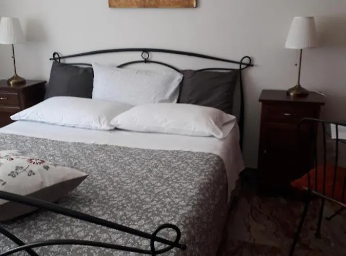 A Spasso Per 3* Turim